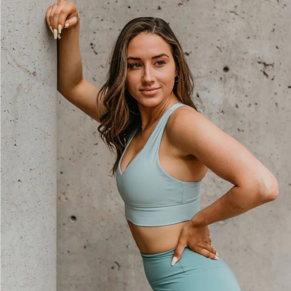 Balance athletica isla sports bra salt water L